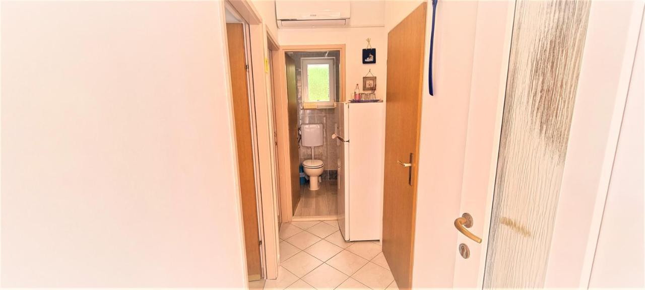Guest House Jasna Новаля Екстериор снимка